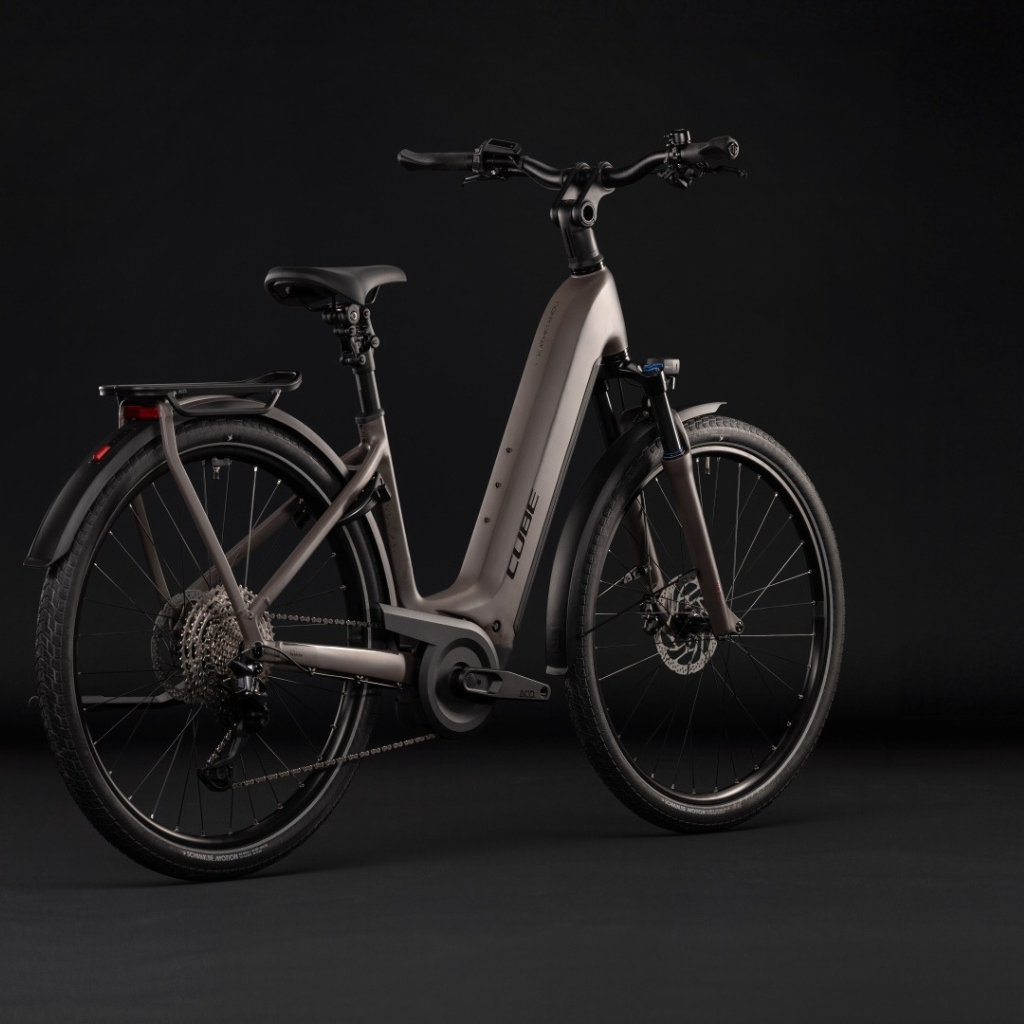 Cube Kathmandu Hybrid One 800