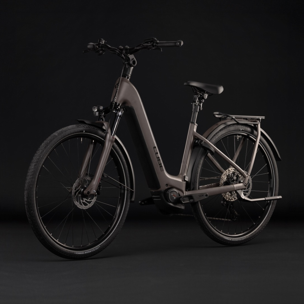 Cube Kathmandu Hybrid One 800